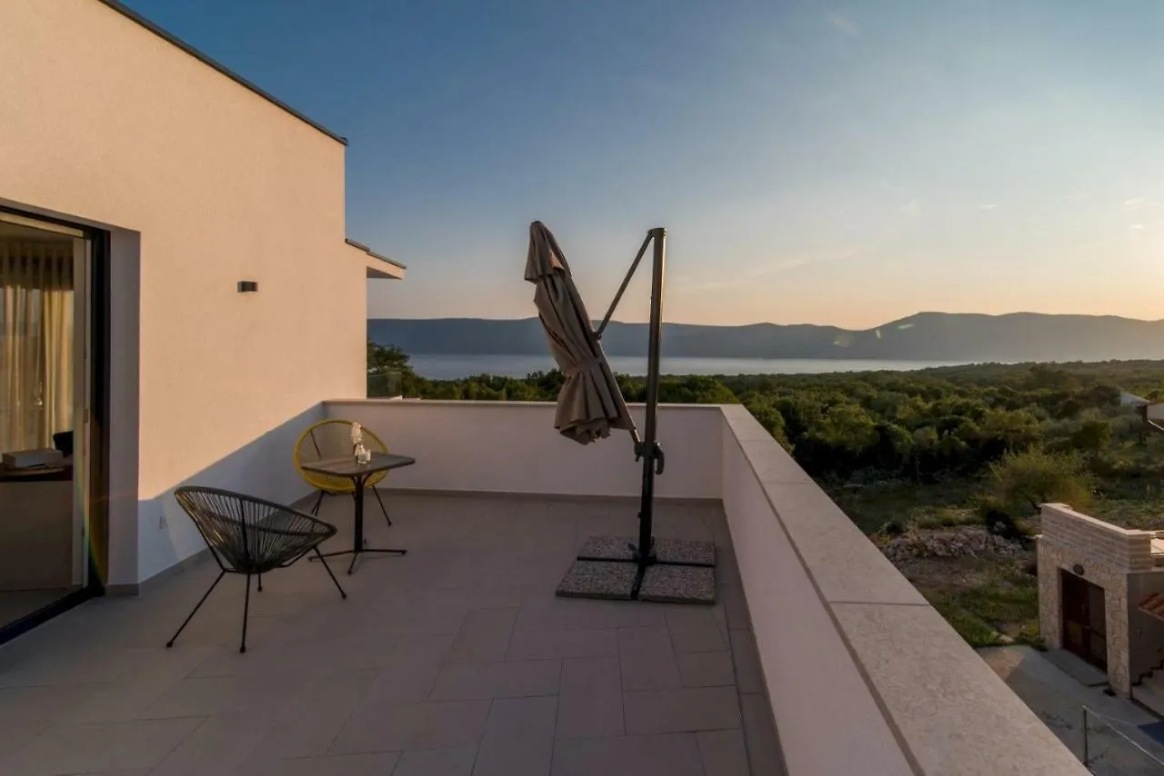 Luxury Villa Viktorija Linardići 0*,
